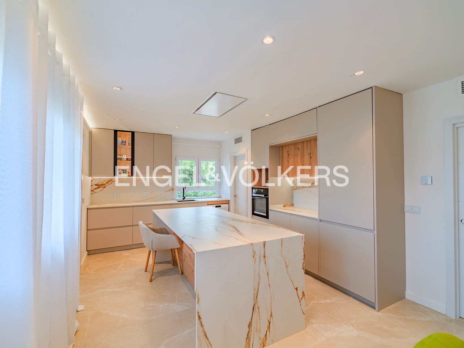 7 soveværelse Villa til salg i San Juan de Alicante / Sant Joan d'Alacant med swimmingpool garage - € 1.550.000 (Ref: 9161432)