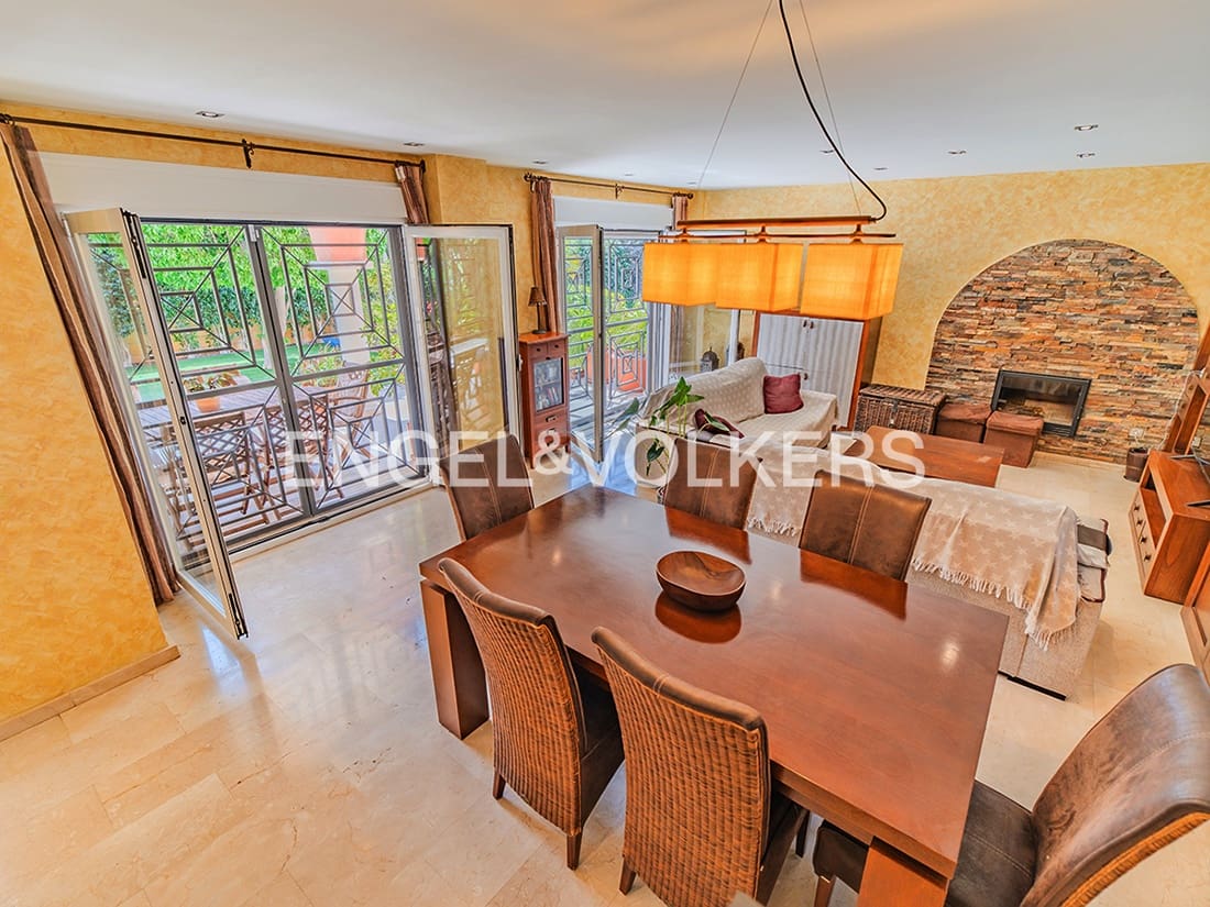 4 soveværelse Villa til salg i San Juan de Alicante / Sant Joan d'Alacant med swimmingpool garage - € 995.000 (Ref: 9180382)