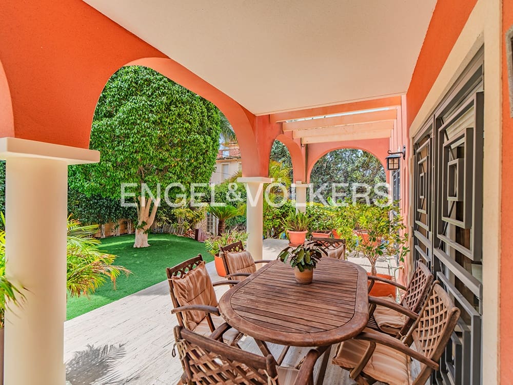 4 soveværelse Villa til salg i San Juan de Alicante / Sant Joan d'Alacant med swimmingpool garage - € 995.000 (Ref: 9180382)