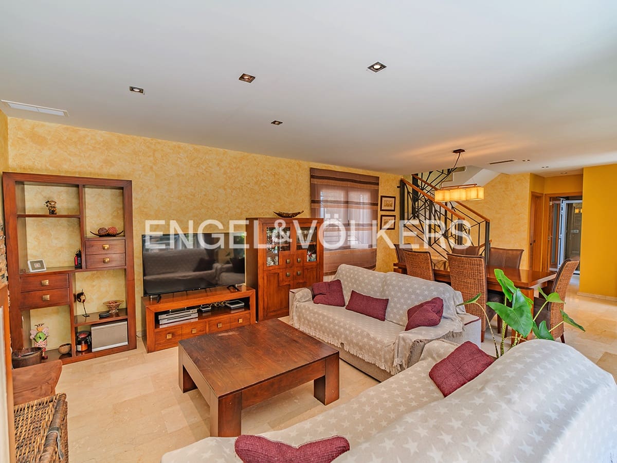 4 soveværelse Villa til salg i San Juan de Alicante / Sant Joan d'Alacant med swimmingpool garage - € 995.000 (Ref: 9180382)