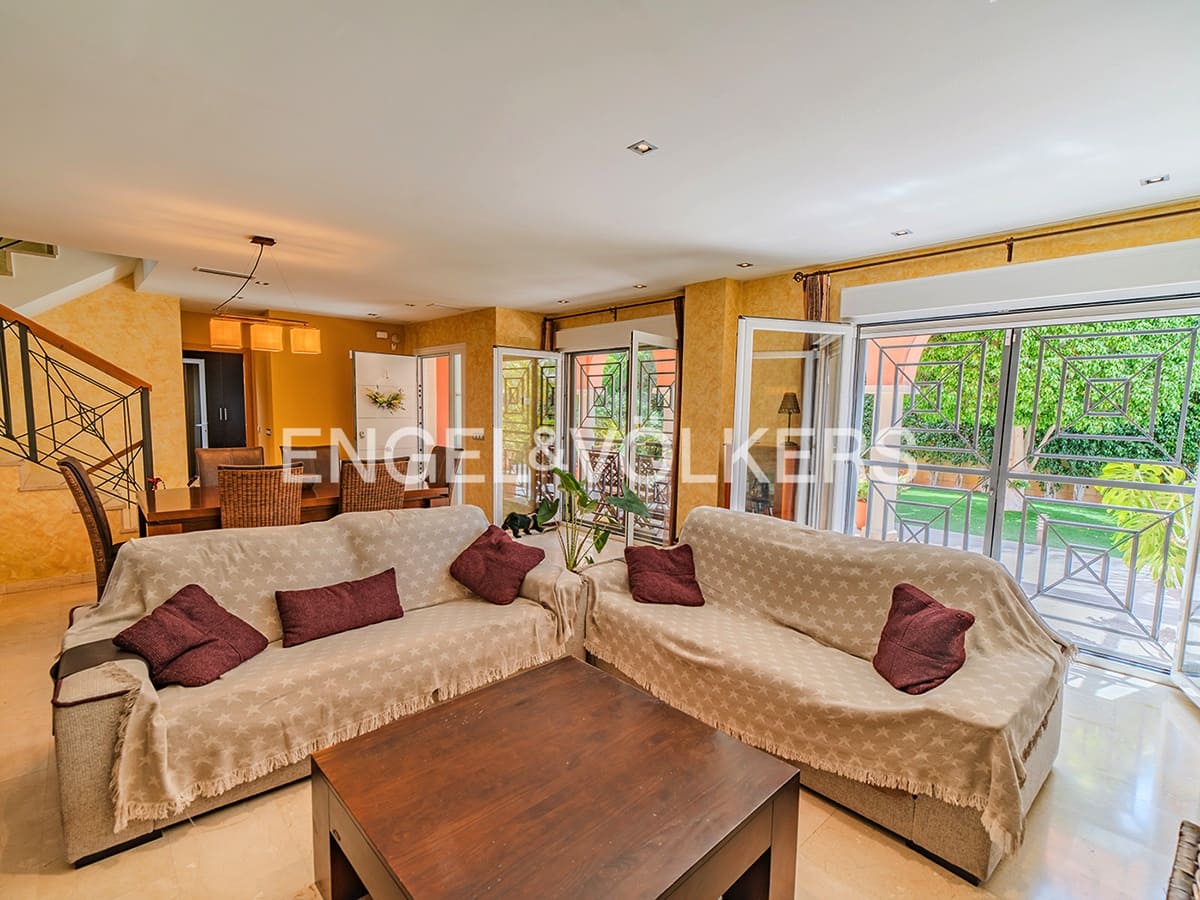 4 soveværelse Villa til salg i San Juan de Alicante / Sant Joan d'Alacant med swimmingpool garage - € 995.000 (Ref: 9180382)