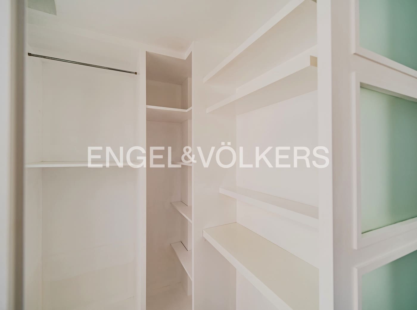 2 soveværelse Penthouse til salg i Alicante by - € 399.000 (Ref: 9183991)