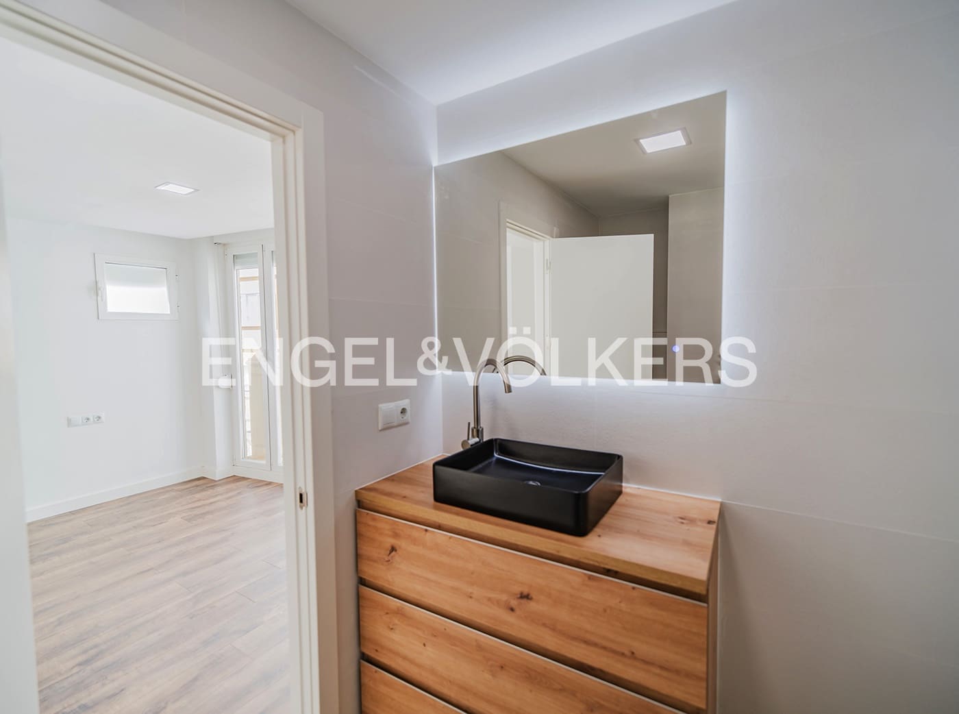 2 soveværelse Penthouse til salg i Alicante by - € 399.000 (Ref: 9183991)