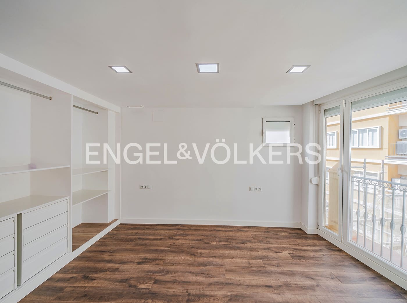 2 soveværelse Penthouse til salg i Alicante by - € 399.000 (Ref: 9183991)