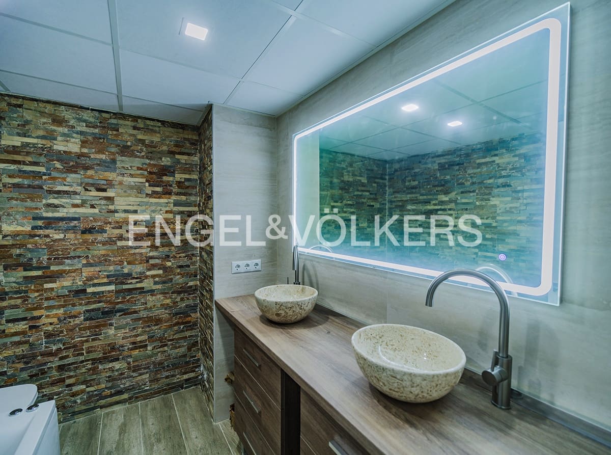 2 soveværelse Penthouse til salg i Alicante by - € 399.000 (Ref: 9183991)