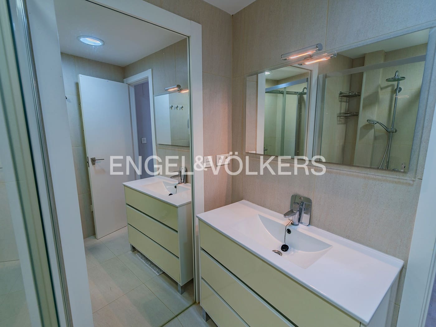 3 soveværelse Lejlighed til salg i Alicante by - € 1.100.000 (Ref: 9187389)