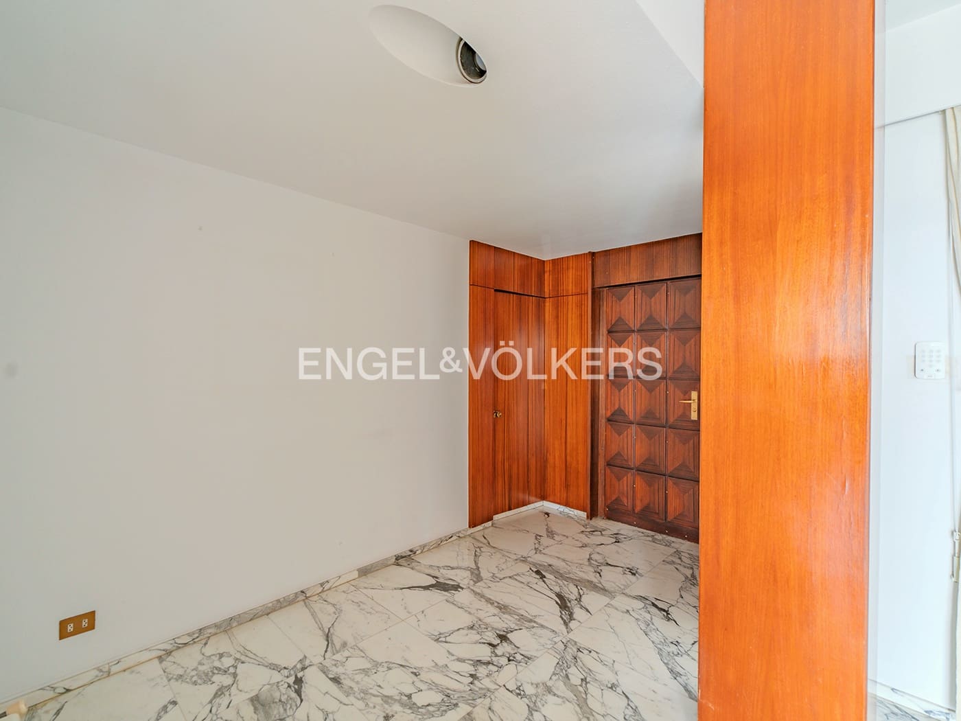 5 quarto Apartamento para venda em Alicante cidade - 1 600 000 € (Ref: 9211497)