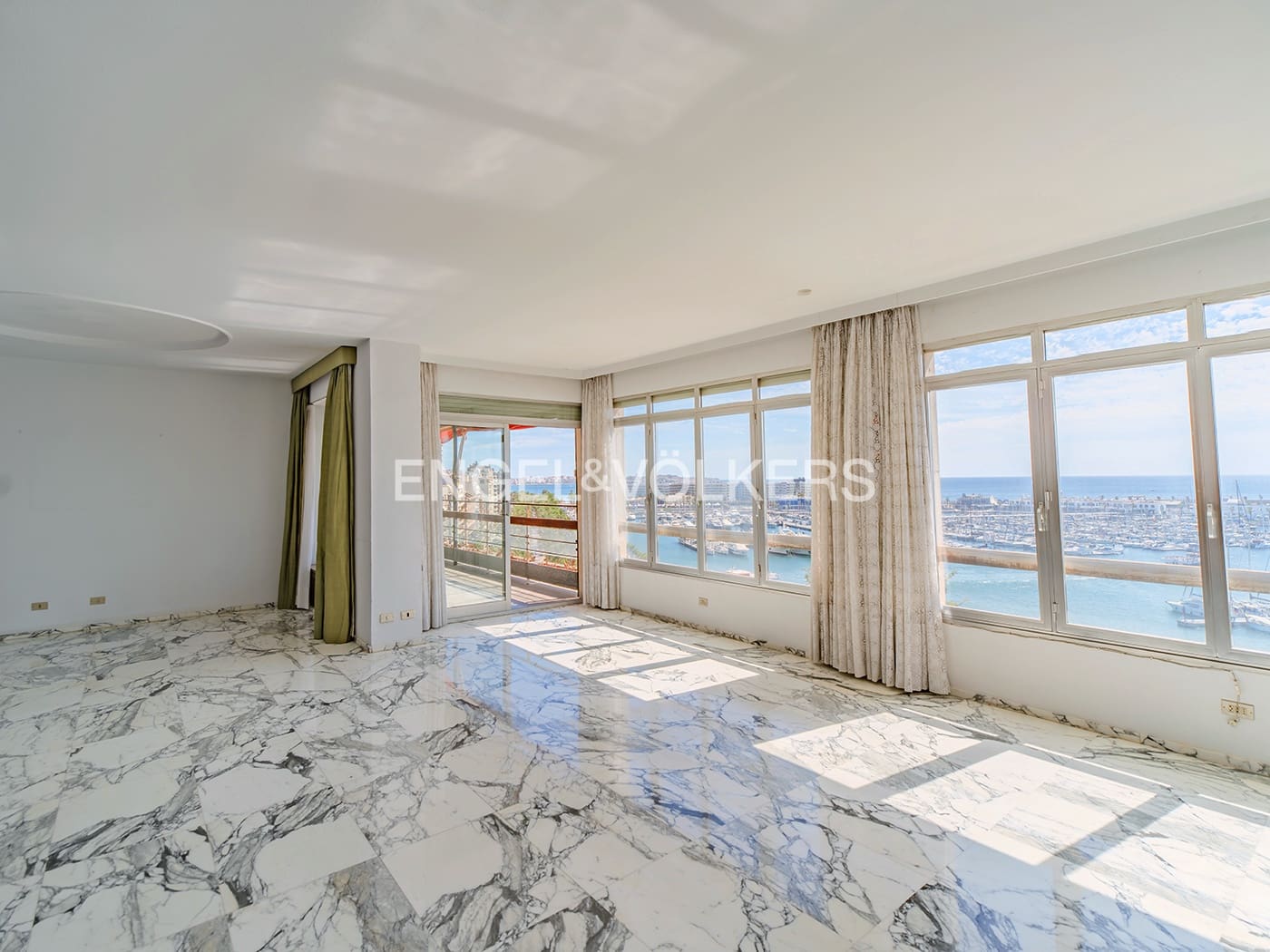 5 quarto Apartamento para venda em Alicante cidade - 1 600 000 € (Ref: 9211497)