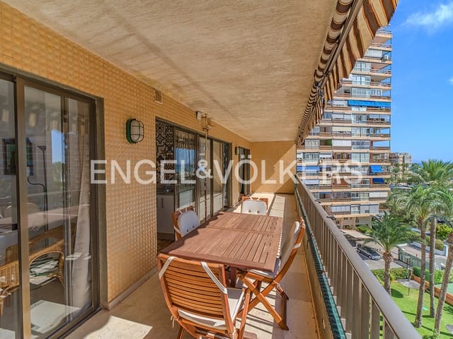 2 soverom Leilighet til salgs i Playa de San Juan, Alicante by med svømmebasseng garasje - € 480 000 (Ref: 9215734)