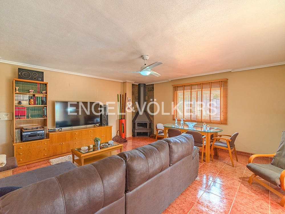 3 soveværelse Villa til salg i Muchamiel / Mutxamel med swimmingpool garage - € 469.000 (Ref: 9216345)