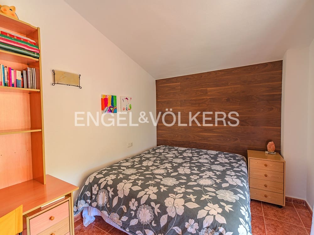 3 soveværelse Villa til salg i Muchamiel / Mutxamel med swimmingpool garage - € 469.000 (Ref: 9216345)