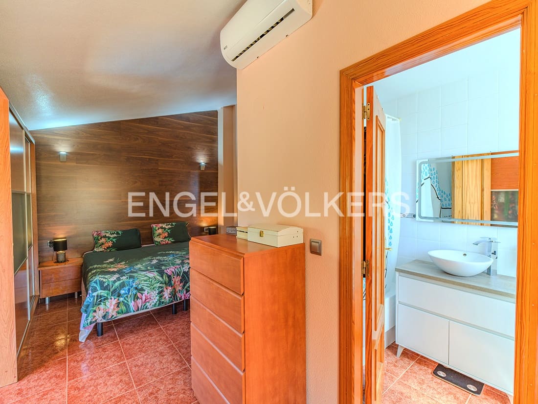 3 soveværelse Villa til salg i Muchamiel / Mutxamel med swimmingpool garage - € 469.000 (Ref: 9216345)