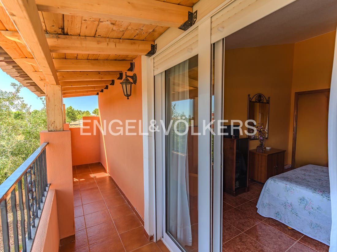 3 soveværelse Villa til salg i Muchamiel / Mutxamel med swimmingpool garage - € 469.000 (Ref: 9216345)