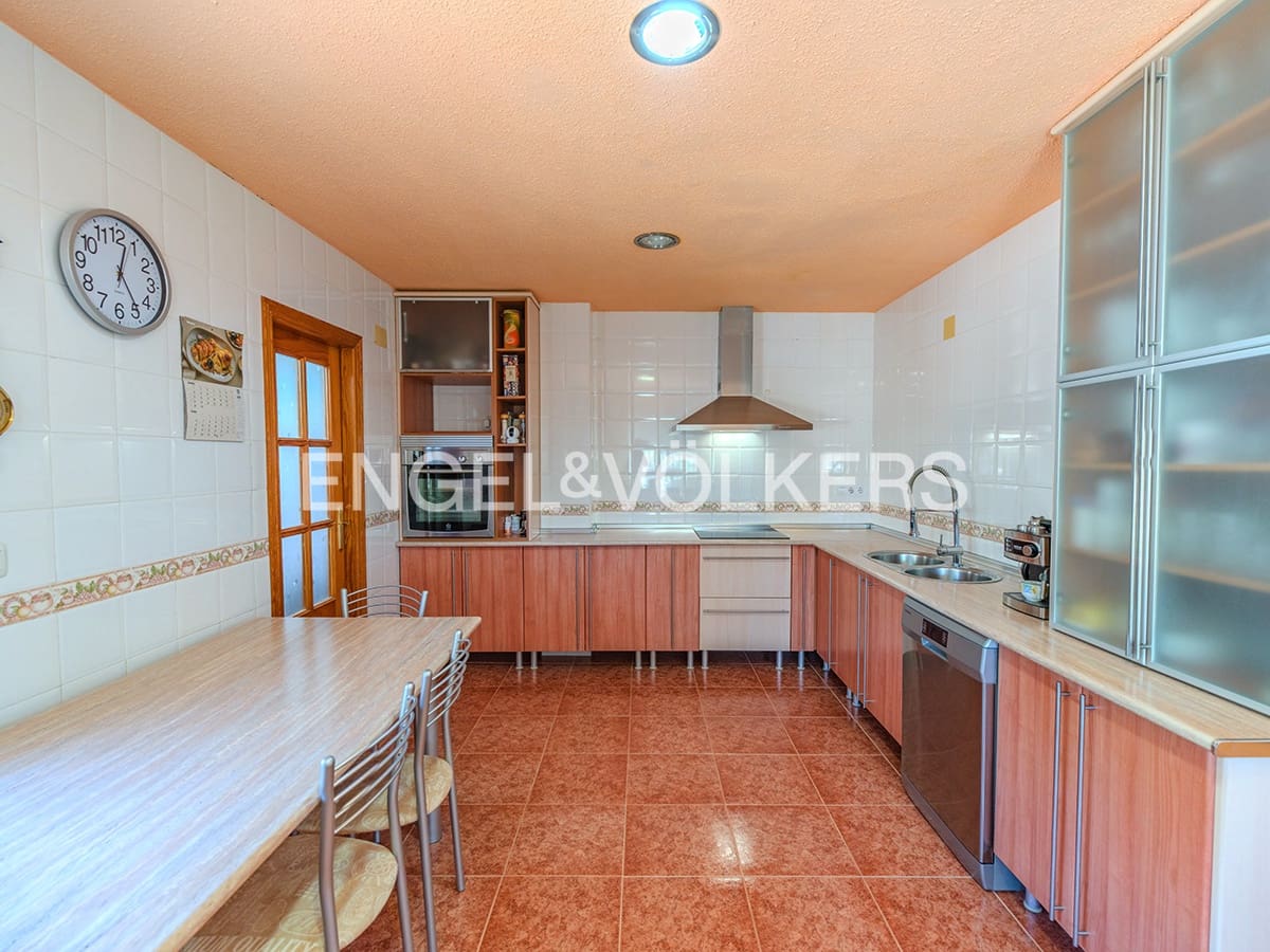 3 soveværelse Villa til salg i Muchamiel / Mutxamel med swimmingpool garage - € 469.000 (Ref: 9216345)