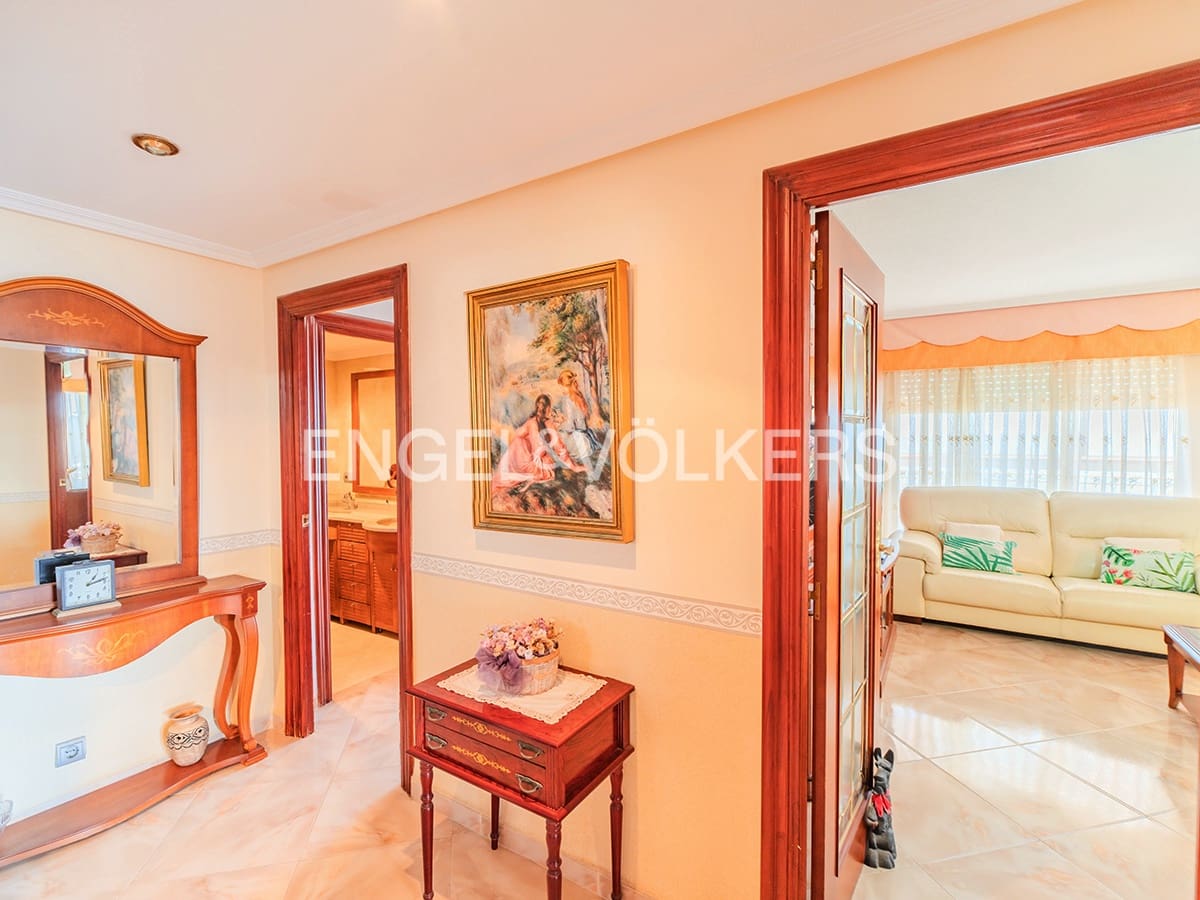 4 soveværelse Lejlighed til salg i El Campello med swimmingpool garage - € 1.350.000 (Ref: 9274721)