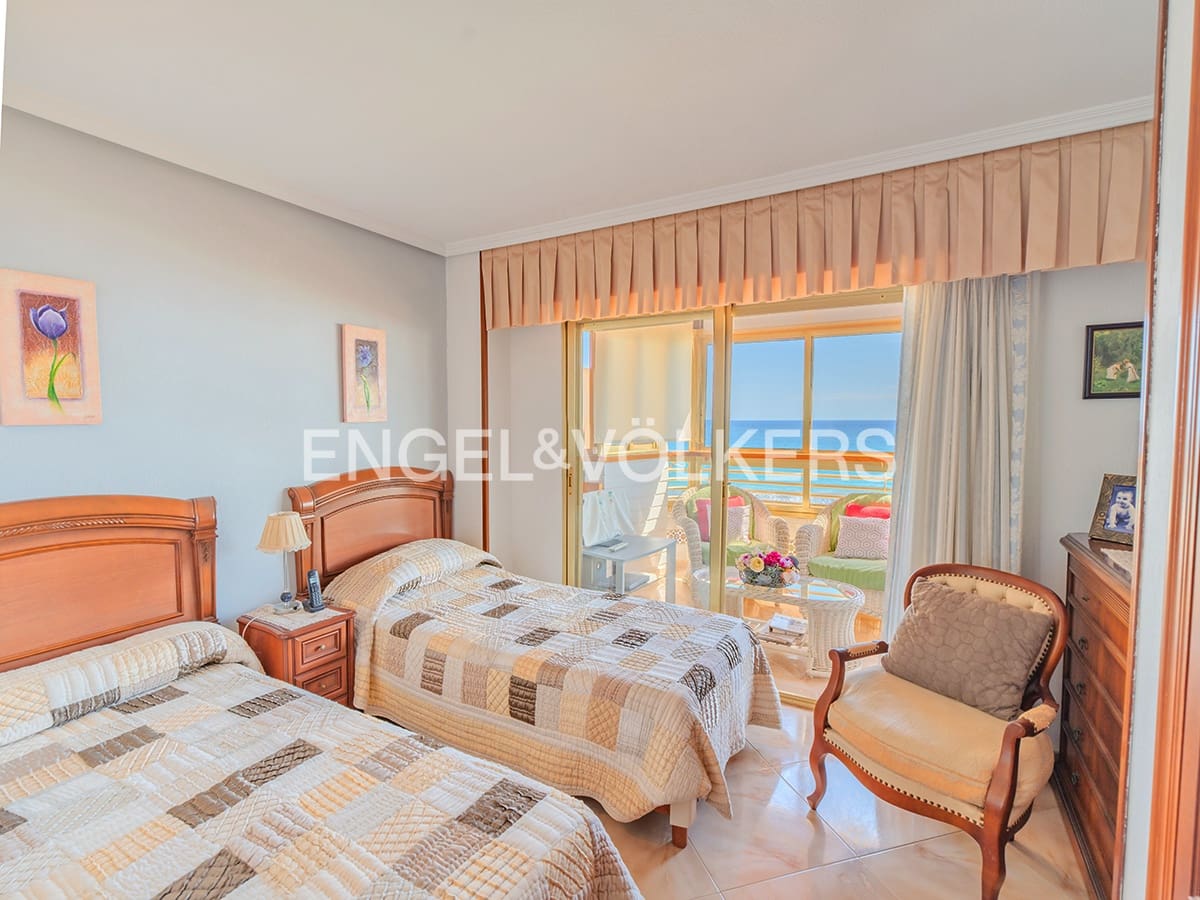 4 soveværelse Lejlighed til salg i El Campello med swimmingpool garage - € 1.350.000 (Ref: 9274721)