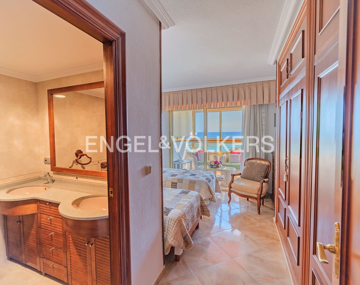 4 soveværelse Lejlighed til salg i El Campello med swimmingpool garage - € 1.350.000 (Ref: 9274721)