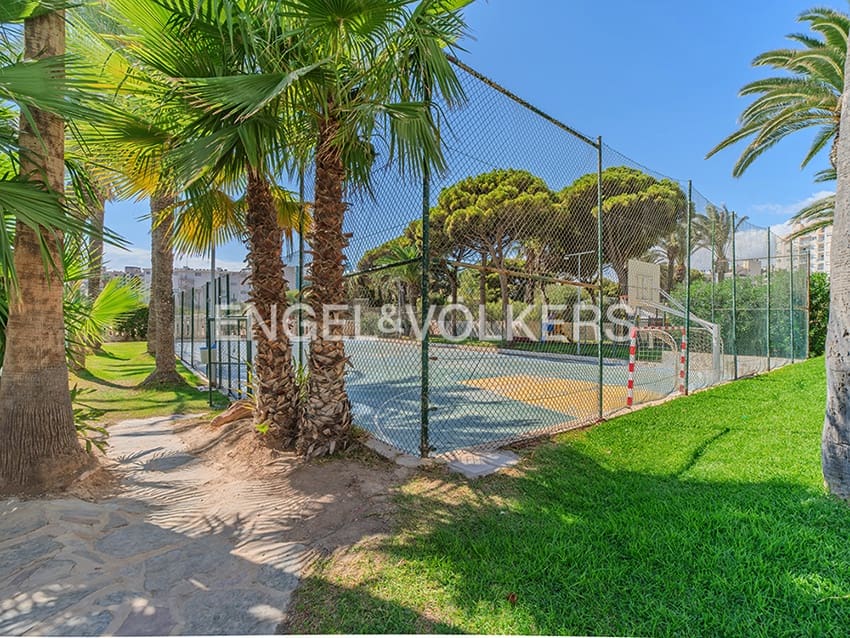 4 soveværelse Lejlighed til salg i El Campello med swimmingpool garage - € 1.350.000 (Ref: 9274721)