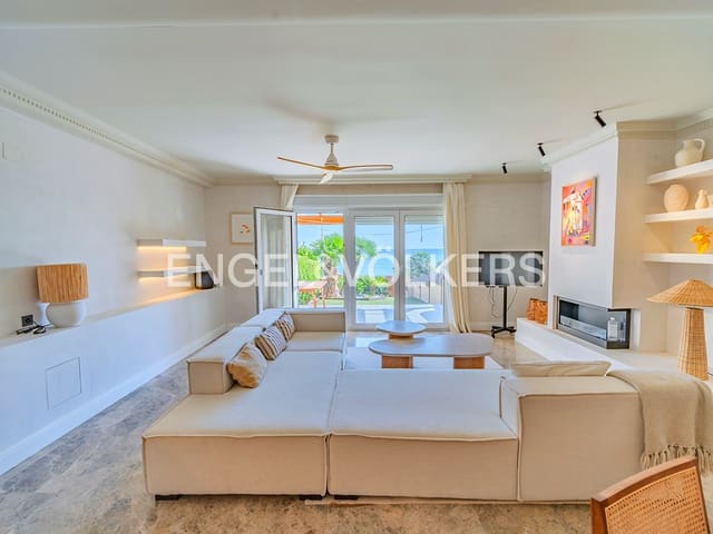 Bungalow for sale in El Campello with pool garage - € 1,025,000 (Ref: 9296308)