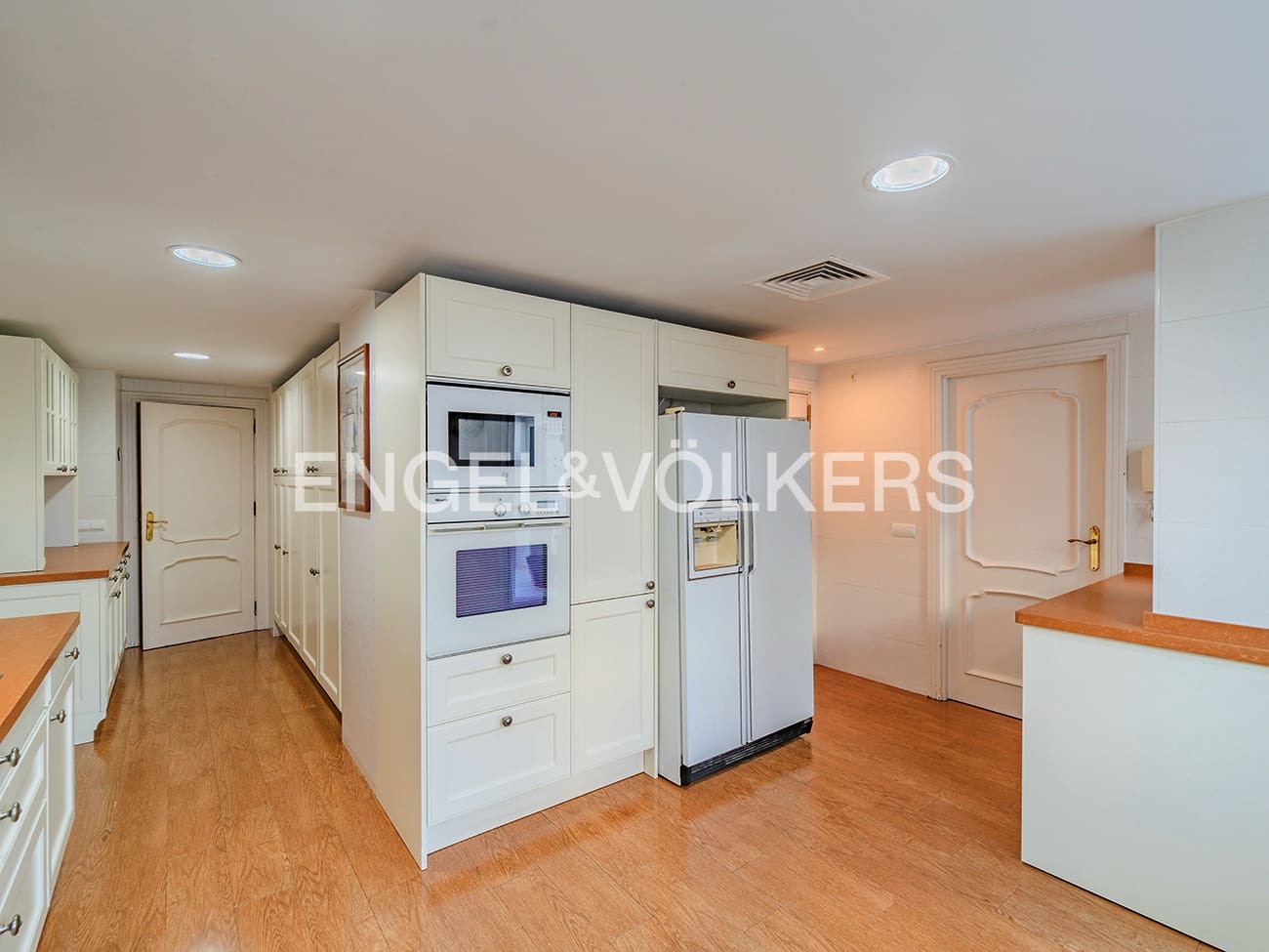 6 sypialnia Mieszkanie na sprzedaż w Miasto Alicante / Alacant z garażem - 1 900 000 € (Ref: 9311435)