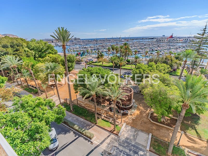 6 sypialnia Mieszkanie na sprzedaż w Miasto Alicante / Alacant z garażem - 1 900 000 € (Ref: 9311435)