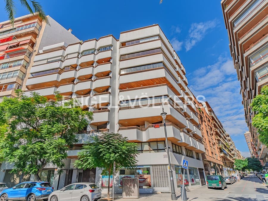 6 sypialnia Mieszkanie na sprzedaż w Miasto Alicante / Alacant z garażem - 1 900 000 € (Ref: 9311435)
