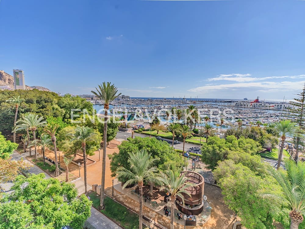 6 sypialnia Mieszkanie na sprzedaż w Miasto Alicante / Alacant z garażem - 1 900 000 € (Ref: 9311435)