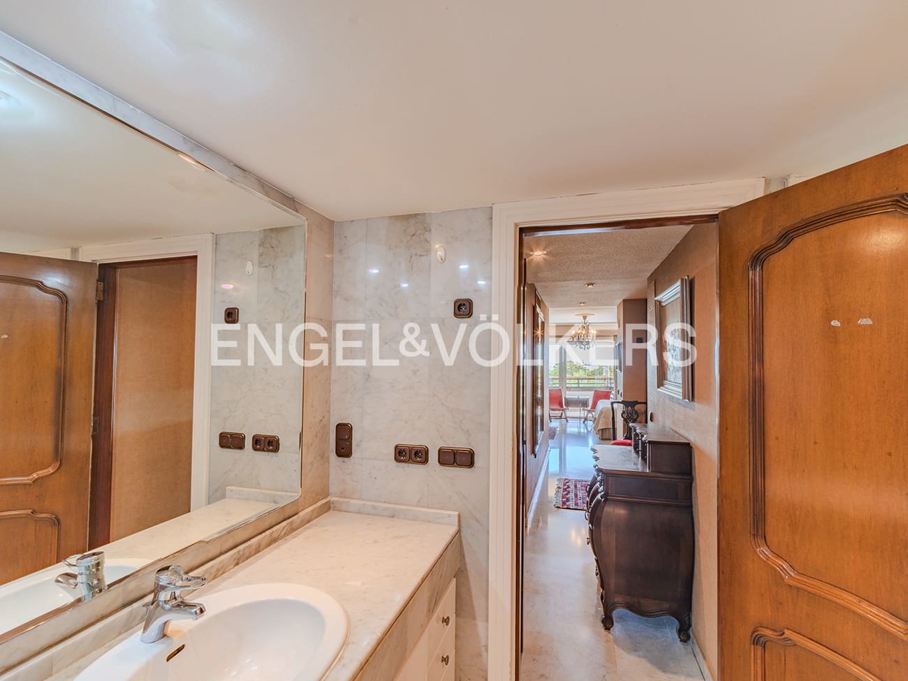 6 sypialnia Mieszkanie na sprzedaż w Miasto Alicante / Alacant z garażem - 1 900 000 € (Ref: 9311435)