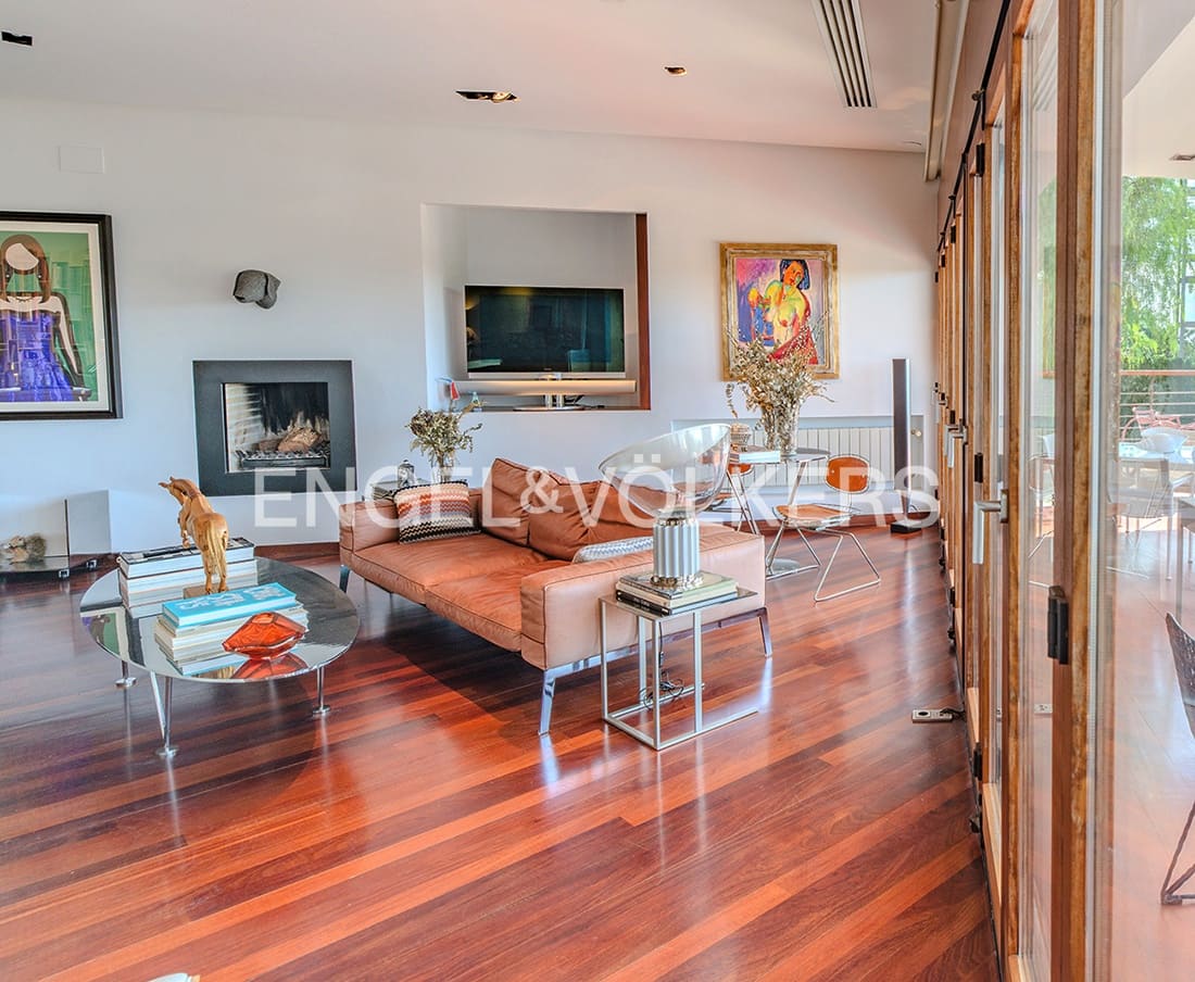 Villa til salg i Elche / Elx med swimmingpool garage - € 1.200.000 (Ref: 9314243)