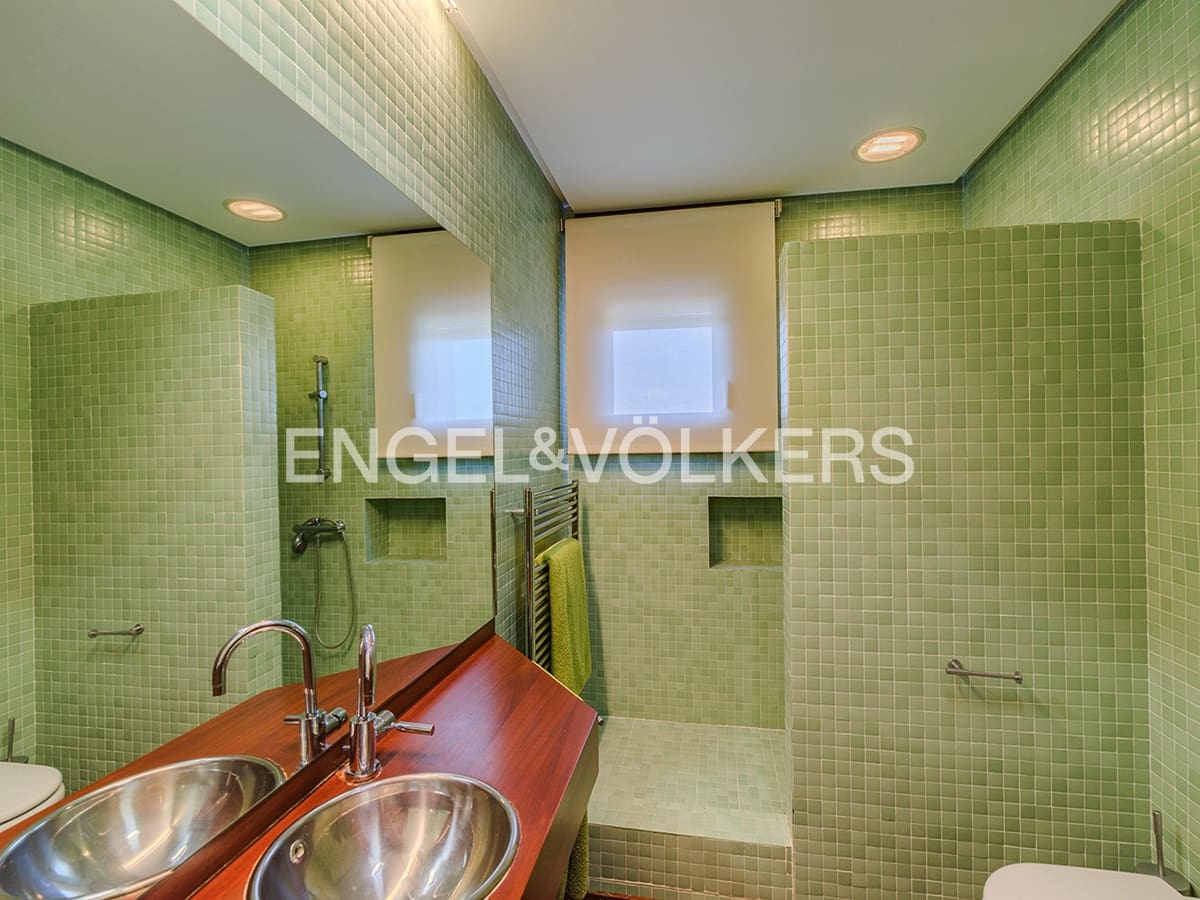 Villa til salg i Elche / Elx med swimmingpool garage - € 1.200.000 (Ref: 9314243)