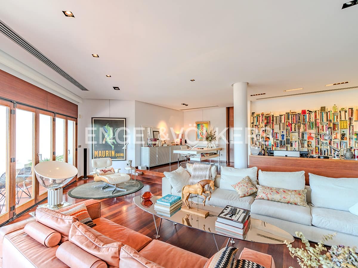 Villa til salg i Elche / Elx med swimmingpool garage - € 1.200.000 (Ref: 9314243)