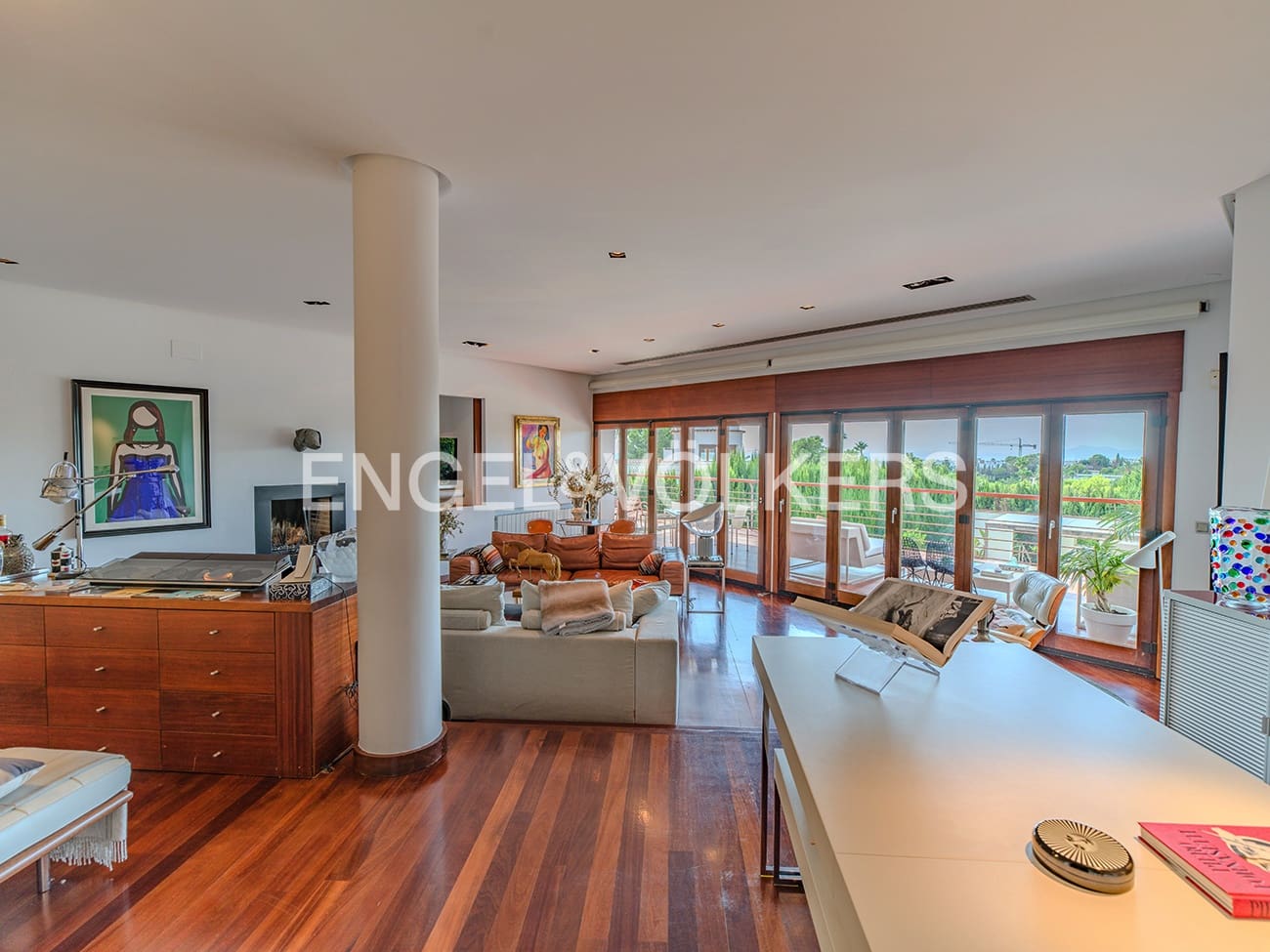 Villa til salg i Elche / Elx med swimmingpool garage - € 1.200.000 (Ref: 9314243)