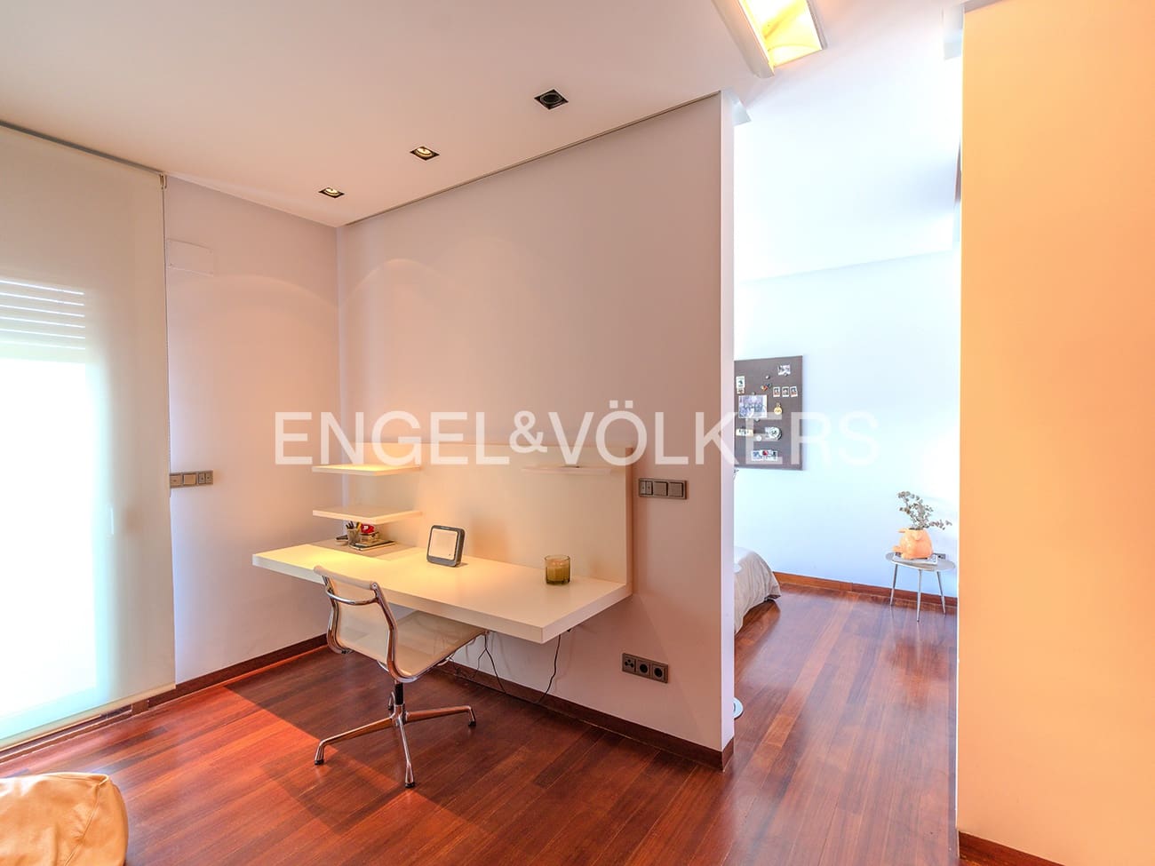 Villa til salg i Elche / Elx med swimmingpool garage - € 1.200.000 (Ref: 9314243)