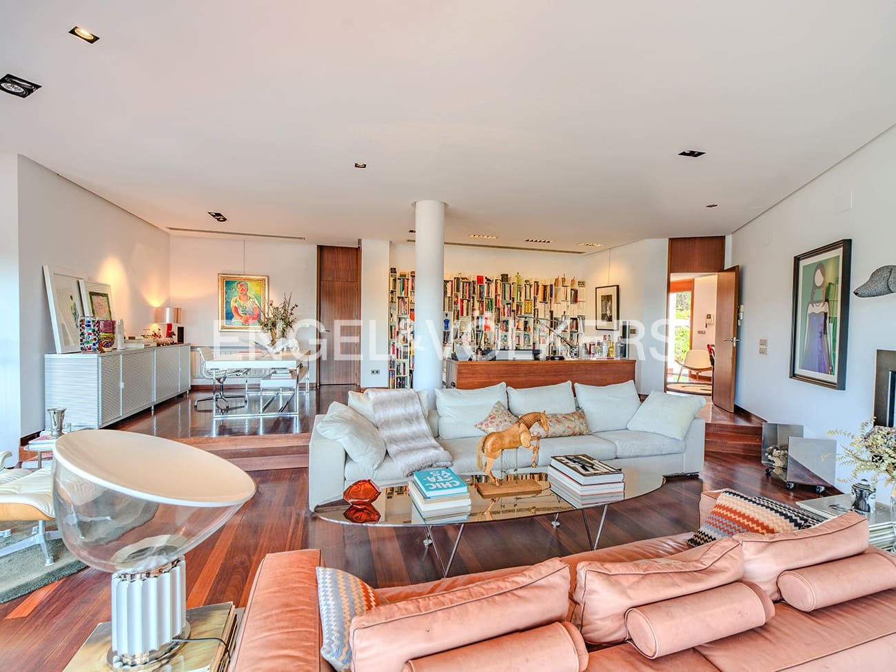 Villa til salg i Elche / Elx med swimmingpool garage - € 1.200.000 (Ref: 9314243)