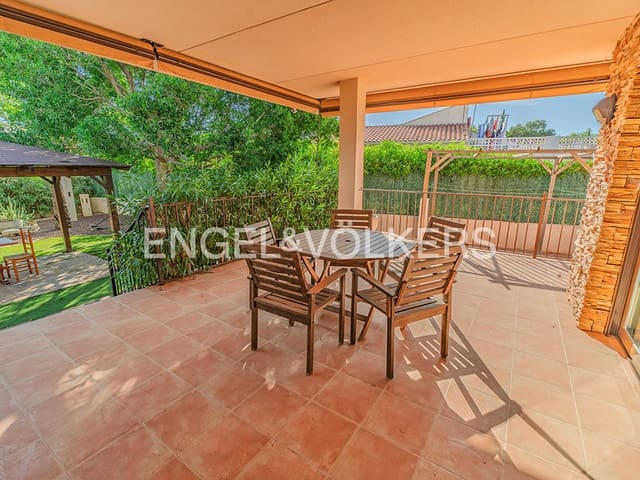 4 chambre Villa/Maison à vendre à El Campello avec piscine garage - 1 250 000 € (Ref: 9314445)