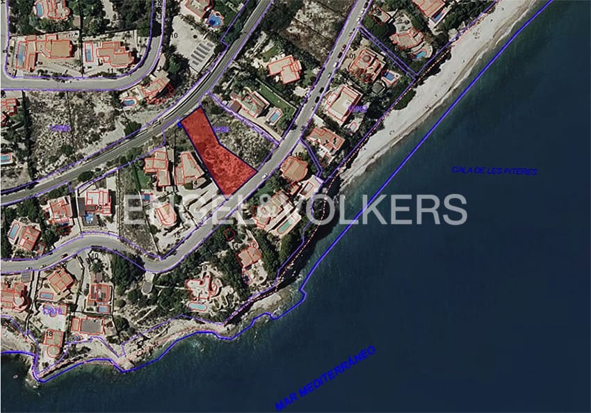 Grunde uden byggetilladelser til salg i El Campello - € 395.000 (Ref: 9325204)