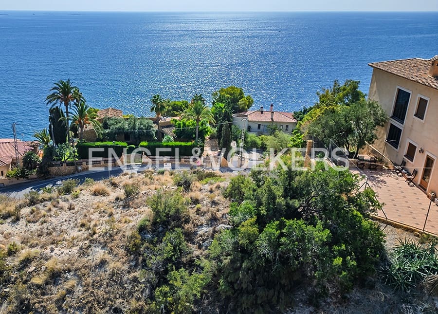 Grunde uden byggetilladelser til salg i El Campello - € 395.000 (Ref: 9325204)