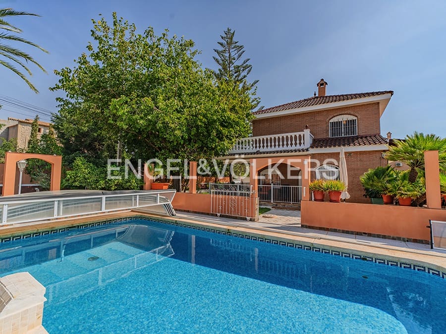 3 bedroom Villa for sale in Muchamiel / Mutxamel with pool garage - € 630,000 (Ref: 9325413)