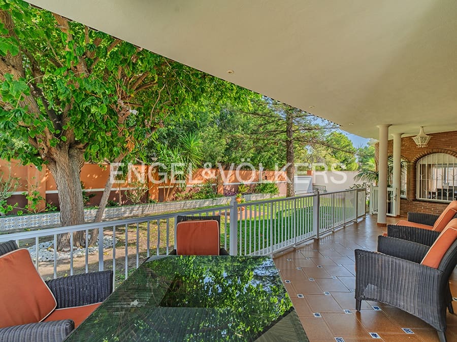 3 bedroom Villa for sale in Muchamiel / Mutxamel with pool garage - € 630,000 (Ref: 9325413)