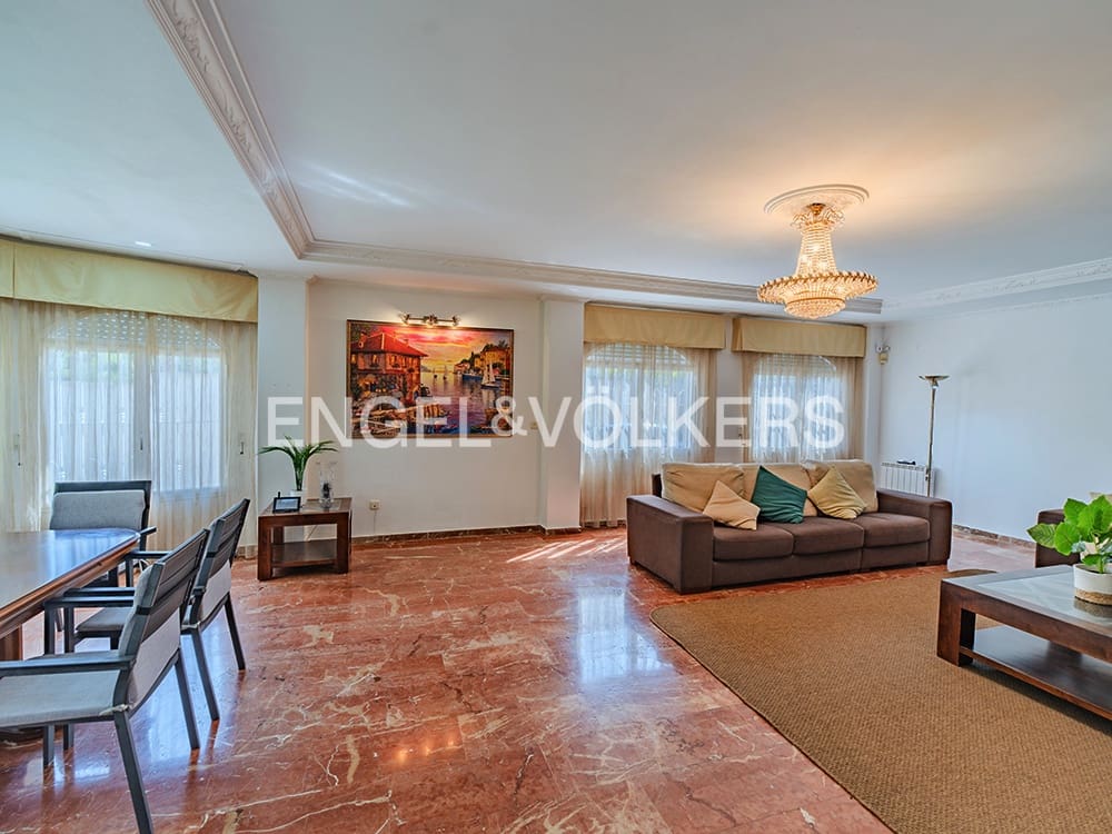 3 bedroom Villa for sale in Muchamiel / Mutxamel with pool garage - € 630,000 (Ref: 9325413)