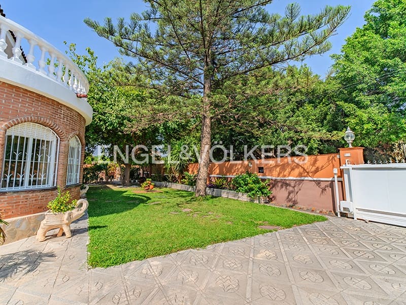 3 bedroom Villa for sale in Muchamiel / Mutxamel with pool garage - € 630,000 (Ref: 9325413)