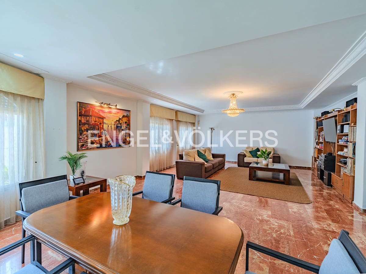 3 bedroom Villa for sale in Muchamiel / Mutxamel with pool garage - € 630,000 (Ref: 9325413)