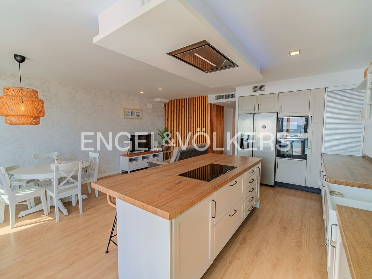 5 soveværelse Lejlighed til salg i El Campello med swimmingpool garage - € 1.600.000 (Ref: 9343782)