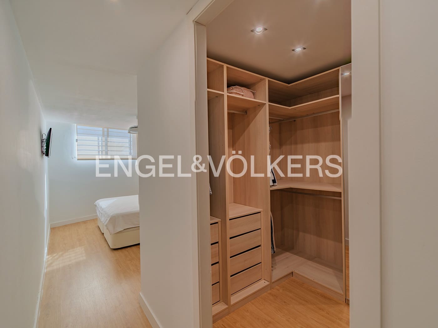 5 soveværelse Lejlighed til salg i El Campello med swimmingpool garage - € 1.600.000 (Ref: 9343782)