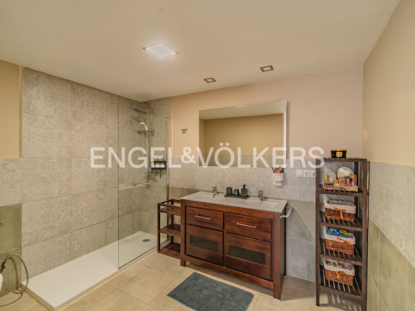 5 soveværelse Lejlighed til salg i El Campello med swimmingpool garage - € 1.600.000 (Ref: 9343782)