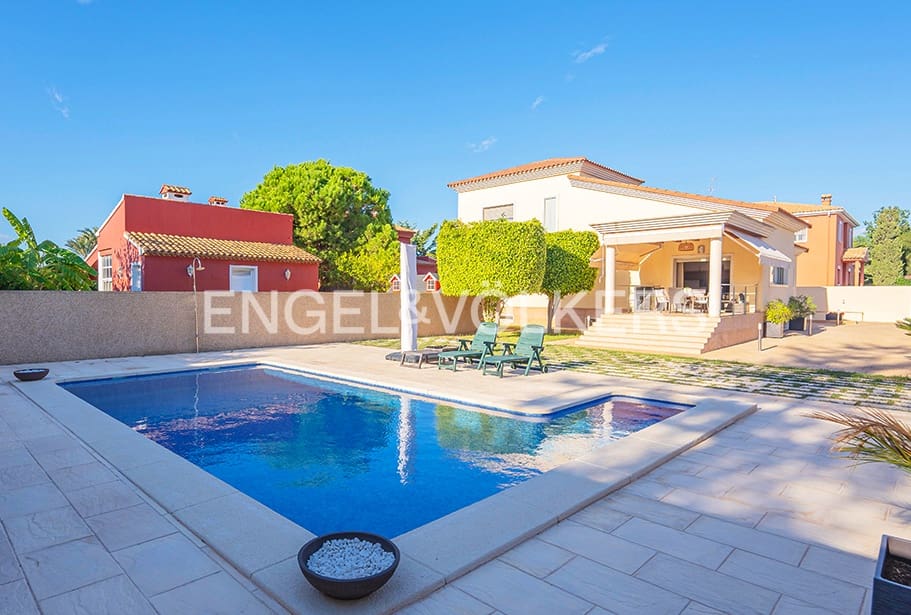 4 chambre Villa/Maison à vendre à San Juan de Alicante / Sant Joan d'Alacant avec piscine garage - 1 095 000 € (Ref: 9345199)