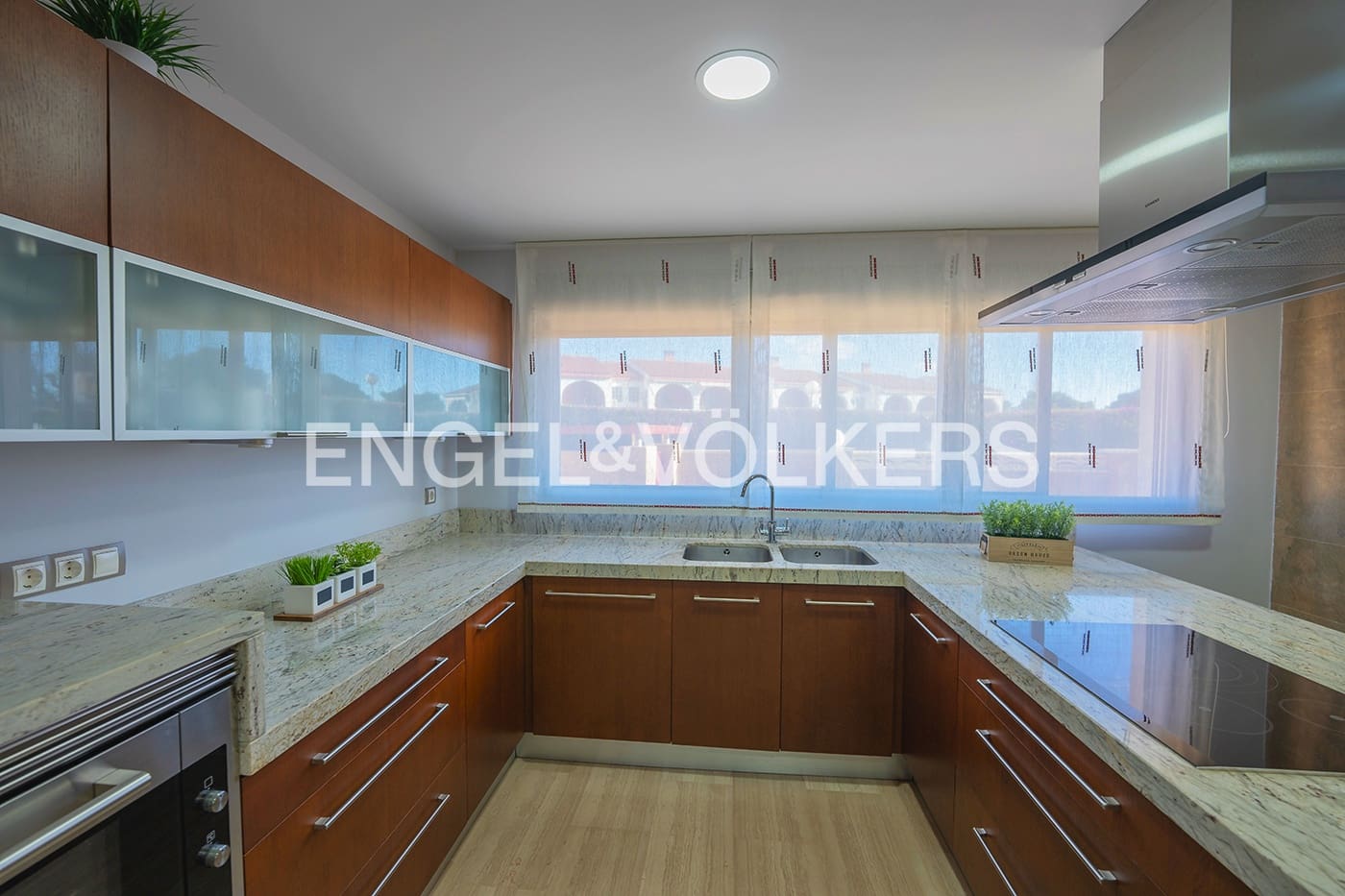 4 chambre Villa/Maison à vendre à San Juan de Alicante / Sant Joan d'Alacant avec piscine garage - 1 095 000 € (Ref: 9345199)