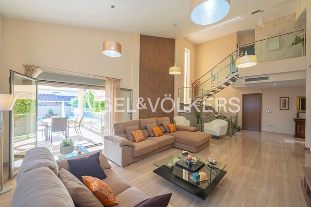 4 chambre Villa/Maison à vendre à San Juan de Alicante / Sant Joan d'Alacant avec piscine garage - 1 095 000 € (Ref: 9345199)