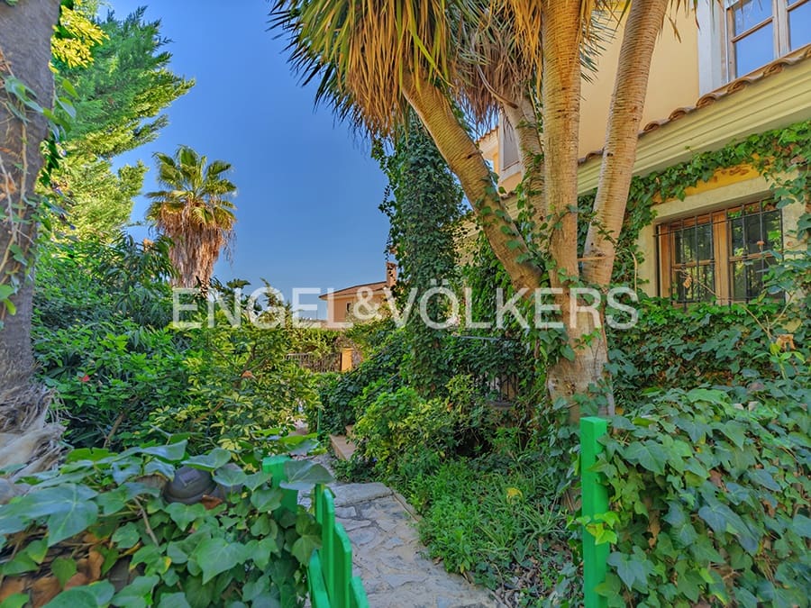 7 makuuhuone Huvila myytävänä paikassa Muchamiel / Mutxamel mukana uima-altaan 
autotalli - 515 000 € (Ref: 9349817)