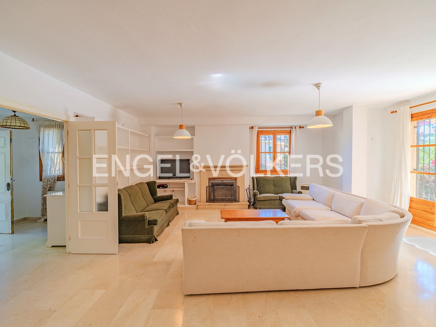 7 makuuhuone Huvila myytävänä paikassa Muchamiel / Mutxamel mukana uima-altaan 
autotalli - 515 000 € (Ref: 9349817)